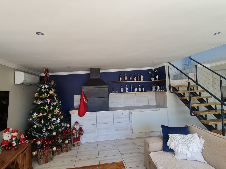3 Bedroom Property for Sale in Fonteine Park Western Cape